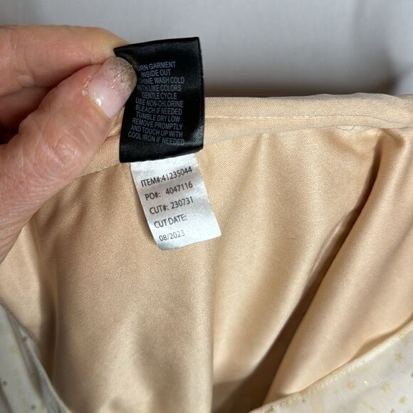 Torrid Stars Celestial Chiffon Foil Ruched One Shoulder Crop Top. Size 2. - Picture 10 of 10